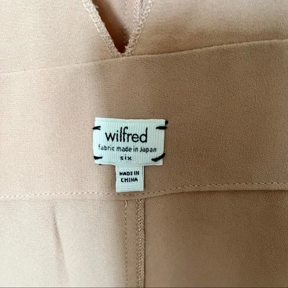 Aritzia Wilfred Leila Dress, Size 6, Salmon/Dusty Rose Colour - Picture 8 of 11